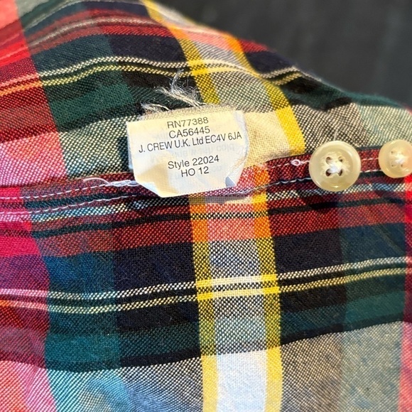 J. Crew Oxford plaid men’s button down shirt. Size Medium - Picture 8 of 10